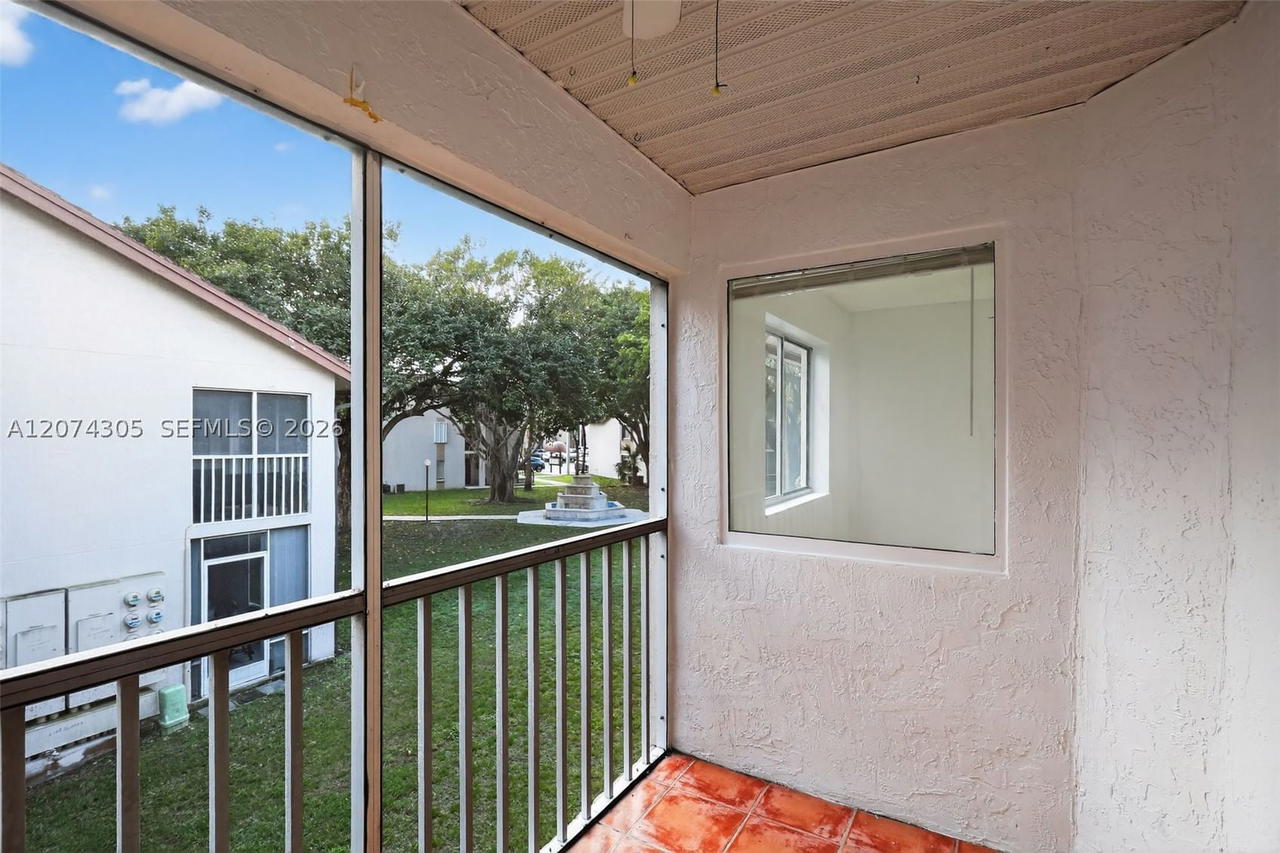 Real estate property located at 13856 93rd Ln #13856, Miami-dade, Parc Vista Condo, Miami, FL