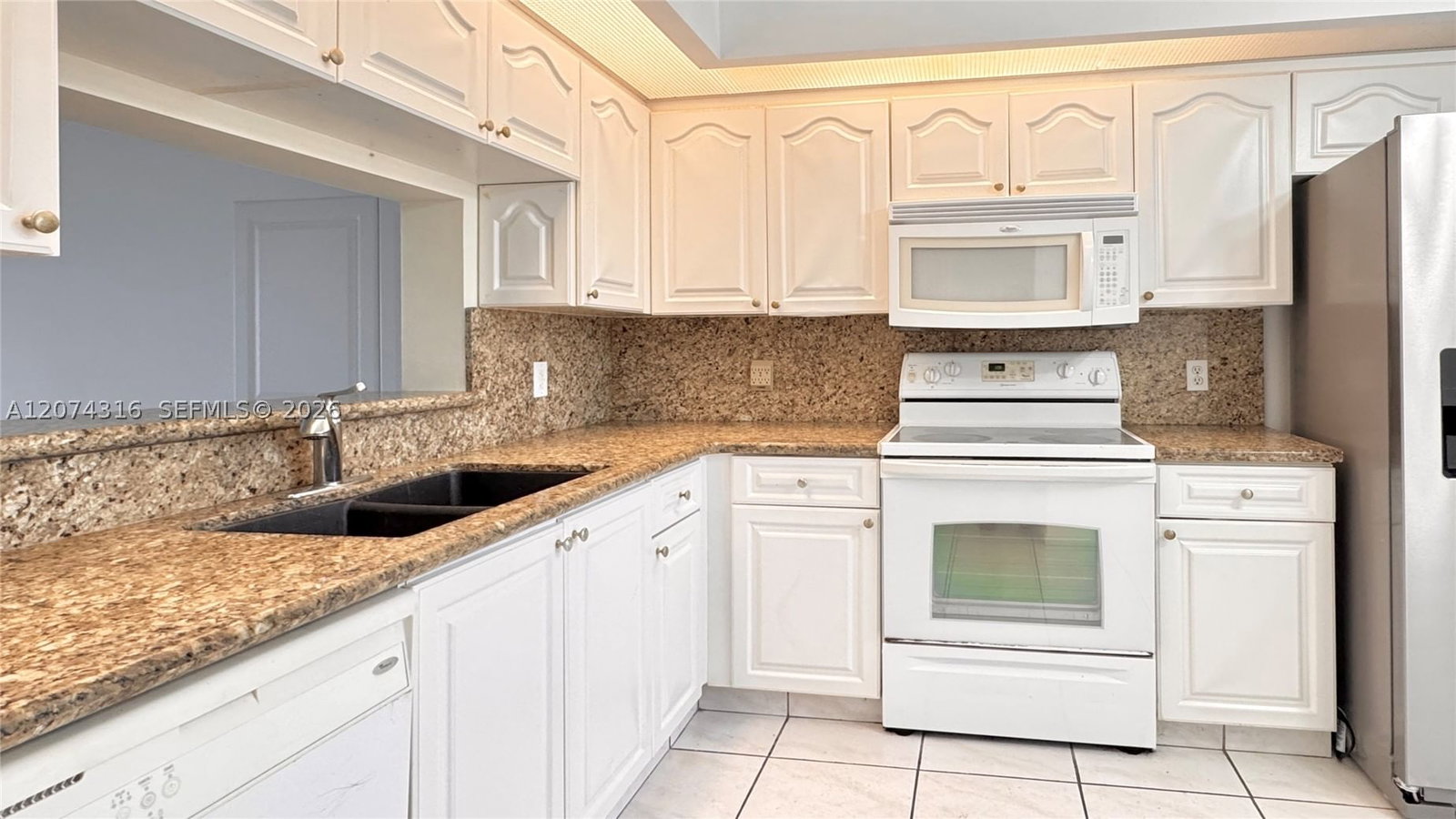 Real estate property located at 1400 131st Way #305Q, Broward, Ivanhoe East At Century V, Pembroke Pines, FL