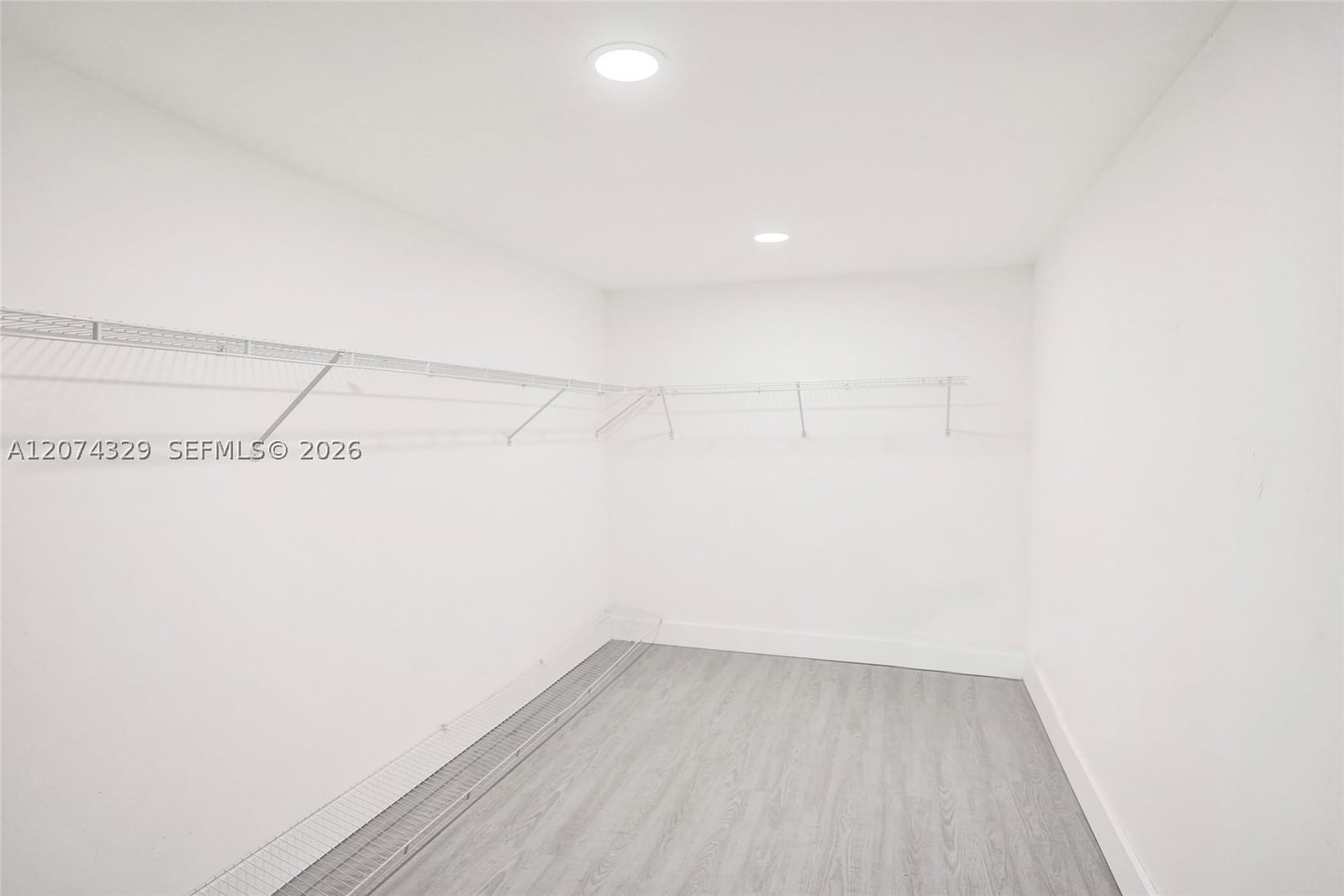 Real estate property located at 6104 33rd St, Broward, Rodgers Heights, Miramar, FL