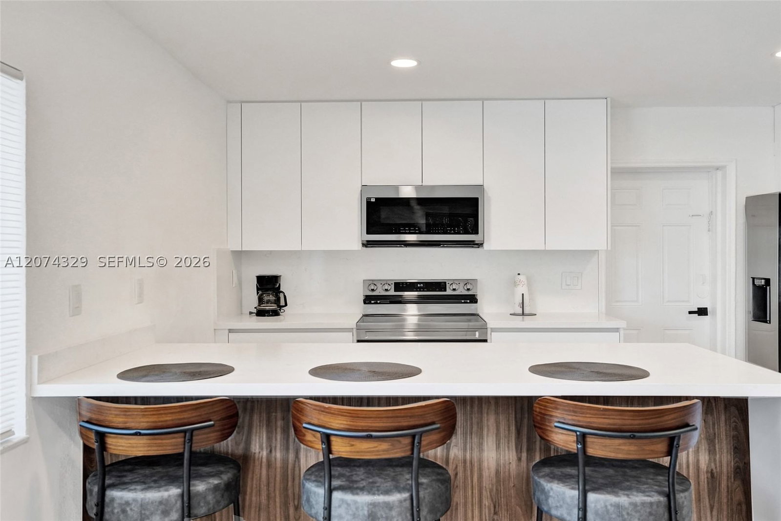 Real estate property located at 6104 33rd St, Broward, Rodgers Heights, Miramar, FL
