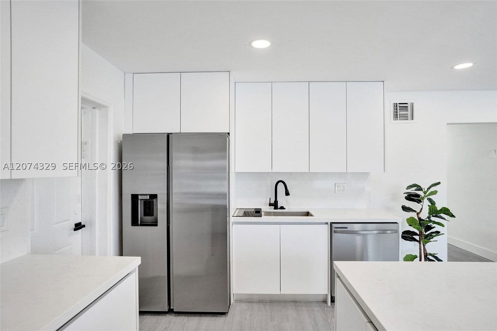 Real estate property located at 6104 33rd St, Broward, Rodgers Heights, Miramar, FL