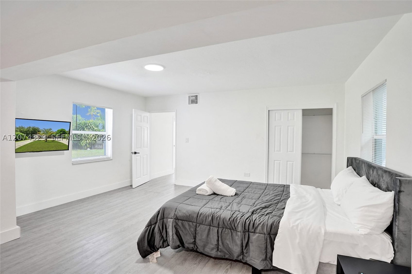 Real estate property located at 6104 33rd St, Broward, Rodgers Heights, Miramar, FL