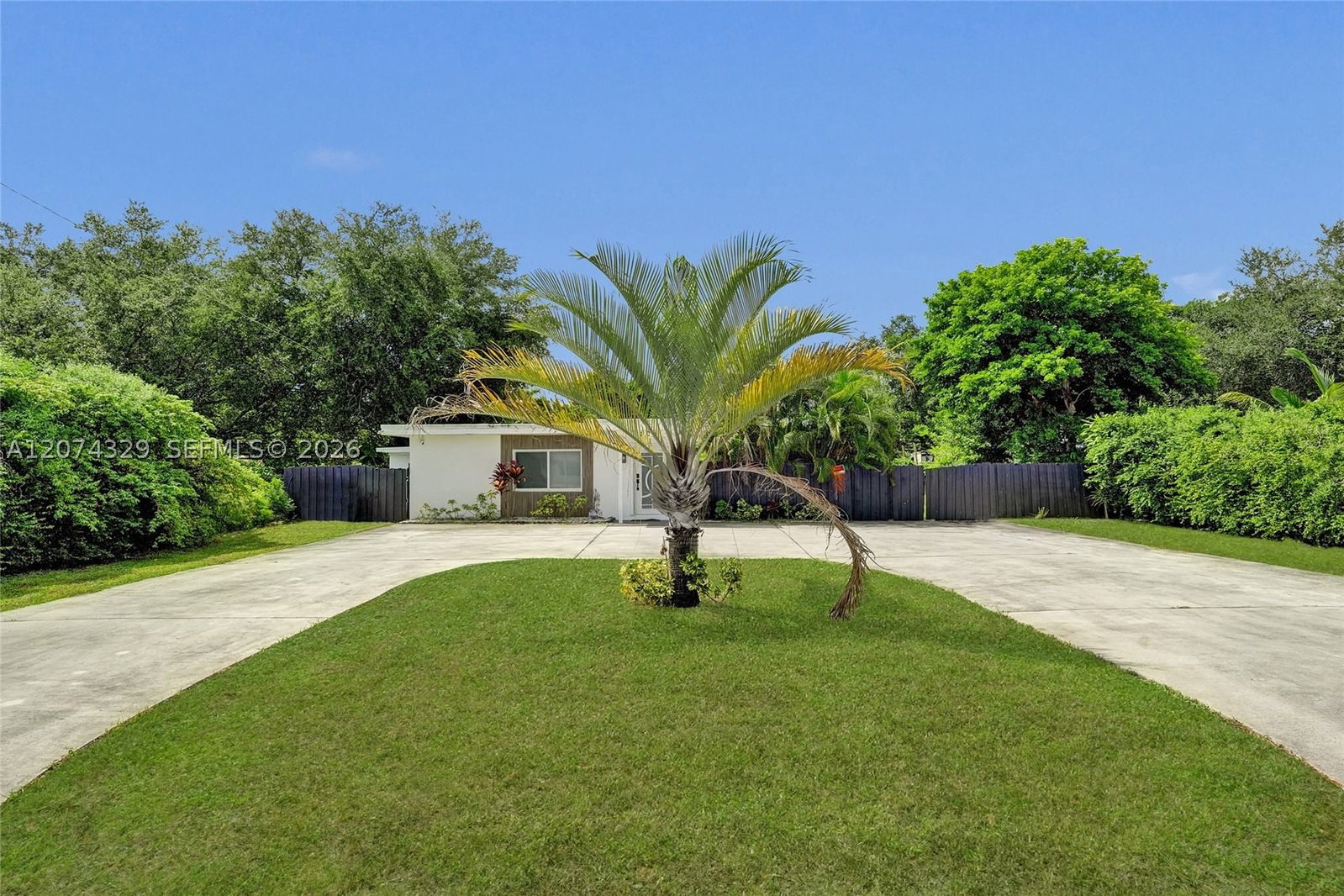 Real estate property located at 6104 33rd St, Broward, Rodgers Heights, Miramar, FL