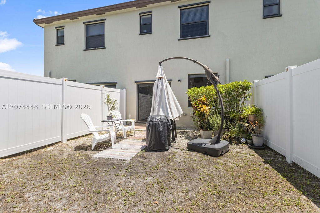 Real estate property located at 11438 34th Ct #11438, Miami-dade, Aquabella North, Hialeah, FL