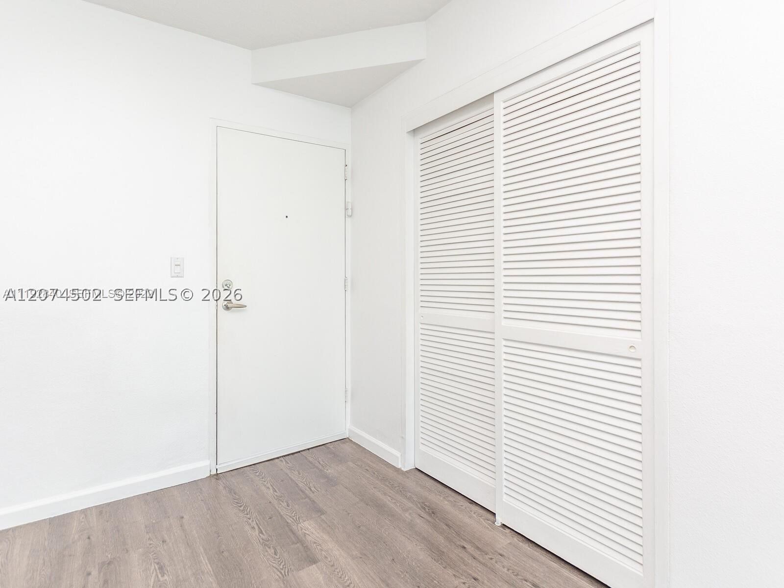 Real estate property located at 3000 Ocean Dr #922, Broward, Residences On Hollywood B, Hollywood, FL