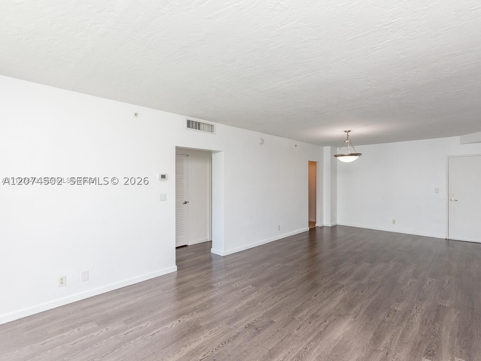 Real estate property located at 3000 Ocean Dr #922, Broward, Residences On Hollywood B, Hollywood, FL