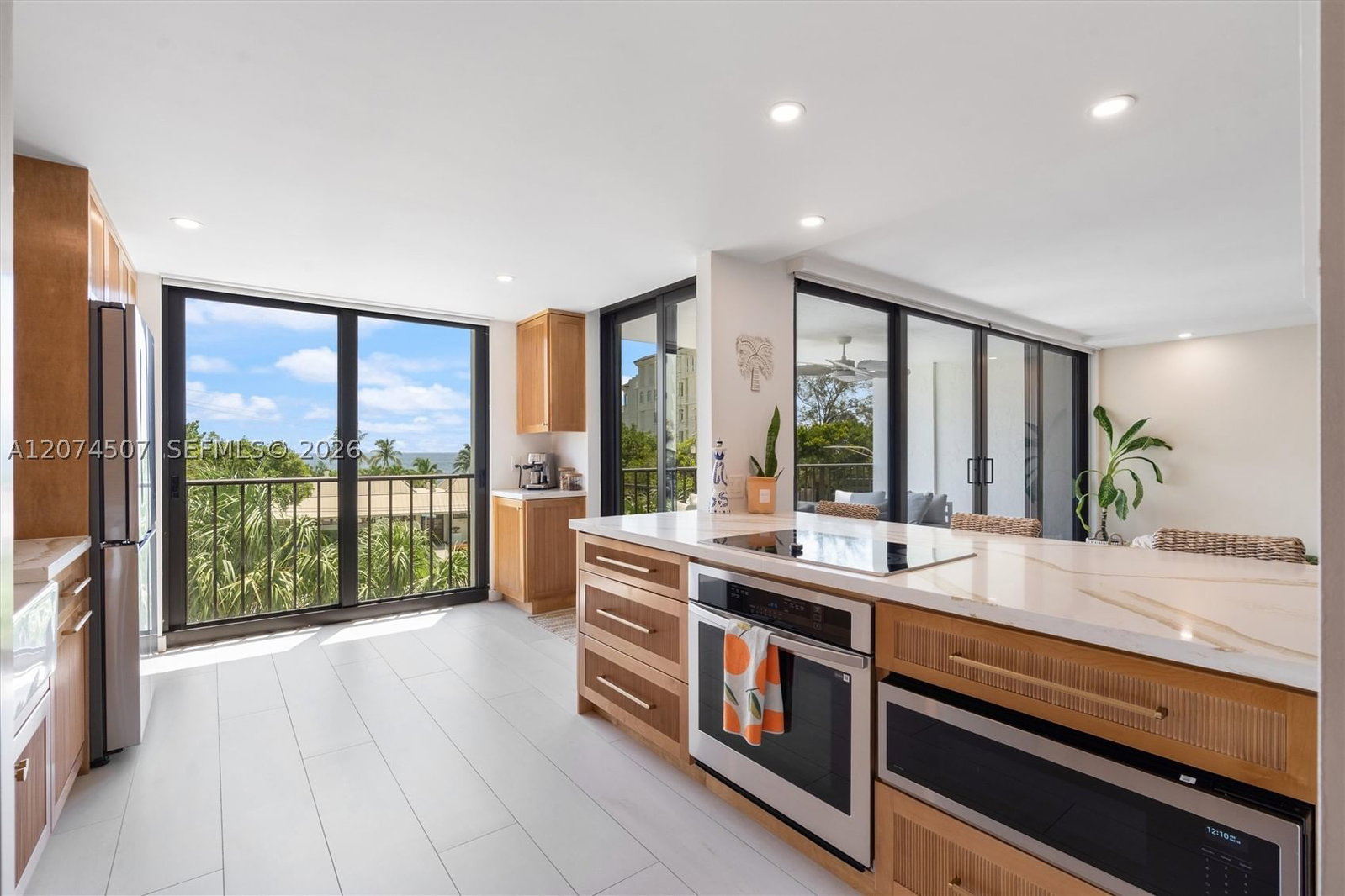 Real estate property located at 1905 Ocean Blvd #3D, Broward, Shore Club Condo, Fort Lauderdale, FL