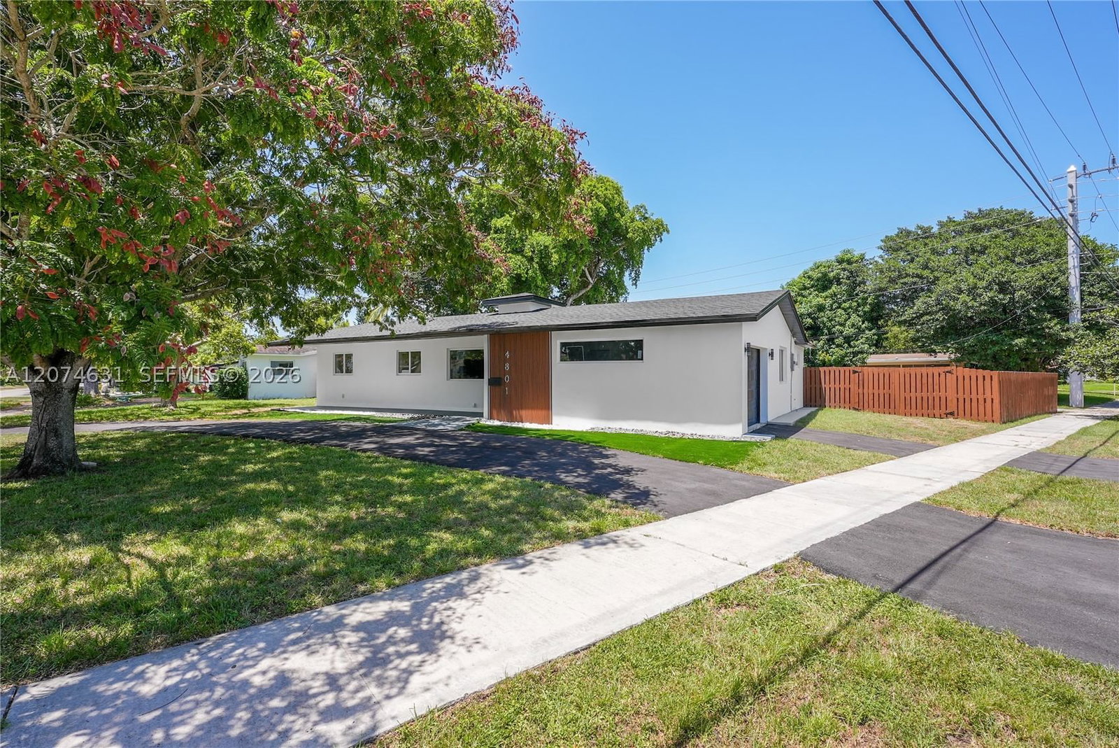 Real estate property located at 4801 Tyler St, Broward, Hollywood Hills, Hollywood, FL