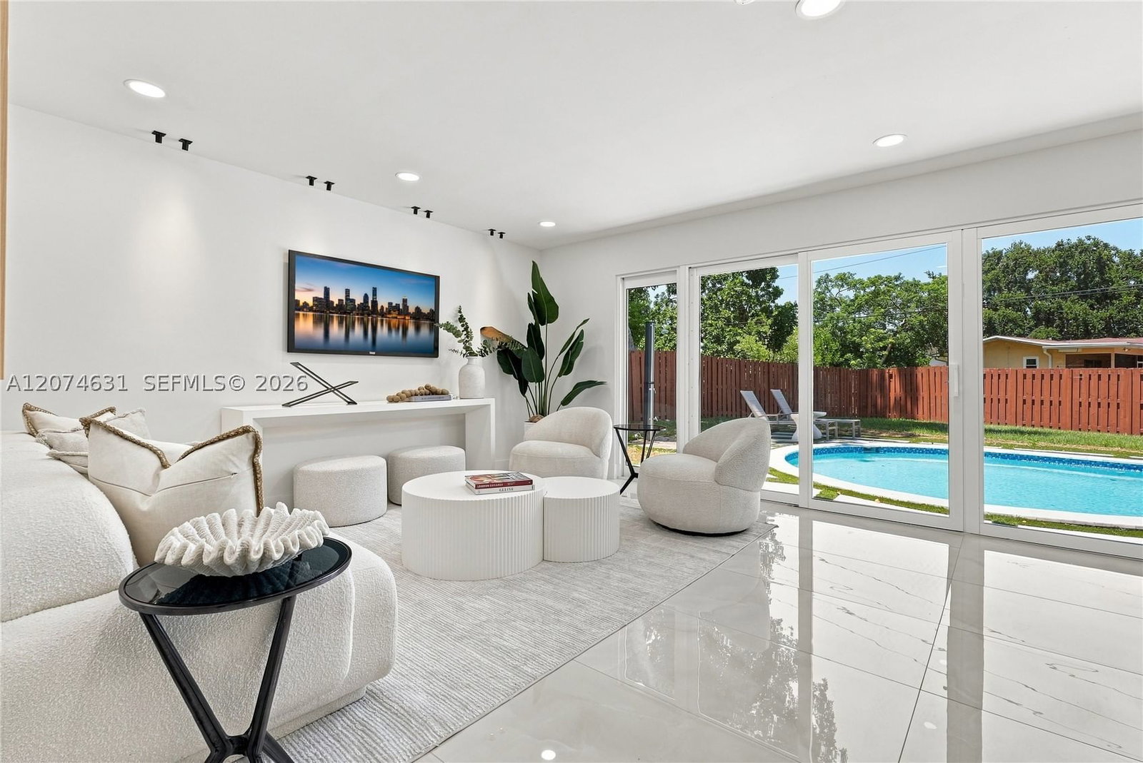 Real estate property located at 4801 Tyler St, Broward, Hollywood Hills, Hollywood, FL