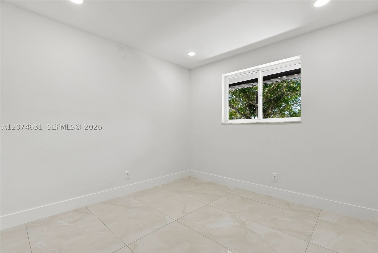 Real estate property located at 4801 Tyler St, Broward, Hollywood Hills, Hollywood, FL