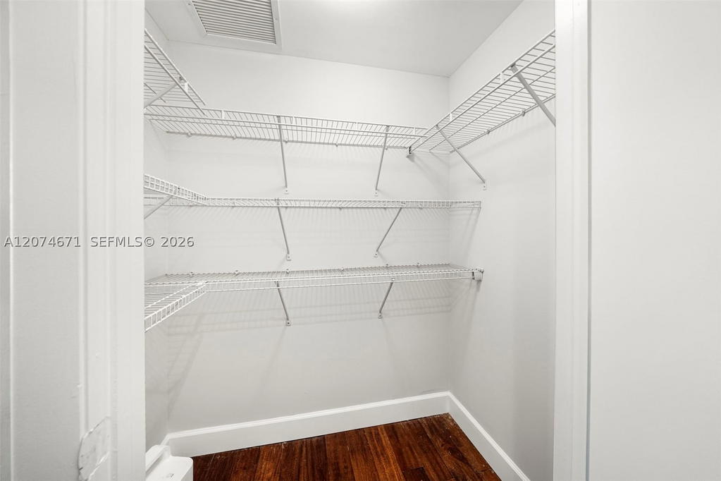 Real estate property located at 50 Biscayne Blvd #4402, Miami-dade, 50 Biscayne Condo, Miami, FL