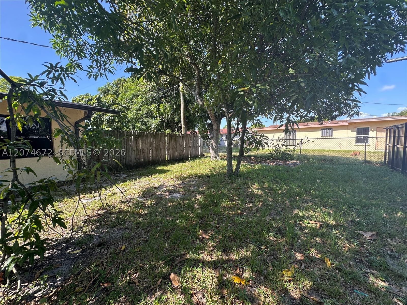Real estate property located at 631 37th Ave, Broward, Prosper Park Amen, Lauderhill, FL