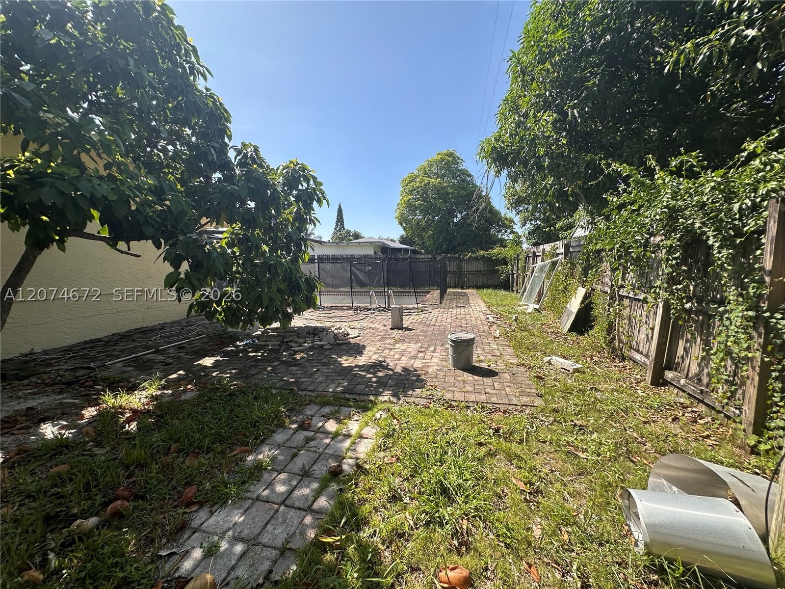 Real estate property located at 631 37th Ave, Broward, Prosper Park Amen, Lauderhill, FL