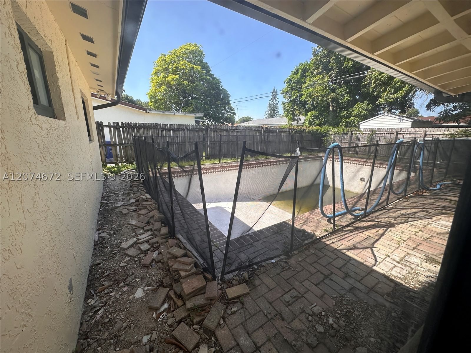 Real estate property located at 631 37th Ave, Broward, Prosper Park Amen, Lauderhill, FL