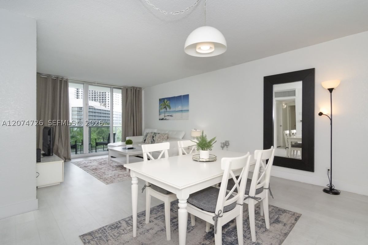 Real estate property located at 3901 Ocean Dr #6T, Broward, Tides On Hollywood Beach, Hollywood, FL