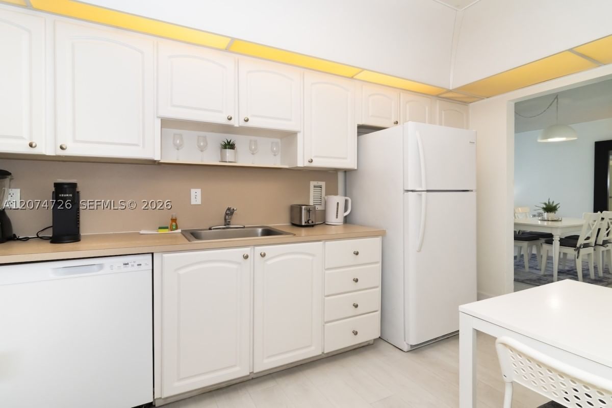 Real estate property located at 3901 Ocean Dr #6T, Broward, Tides On Hollywood Beach, Hollywood, FL