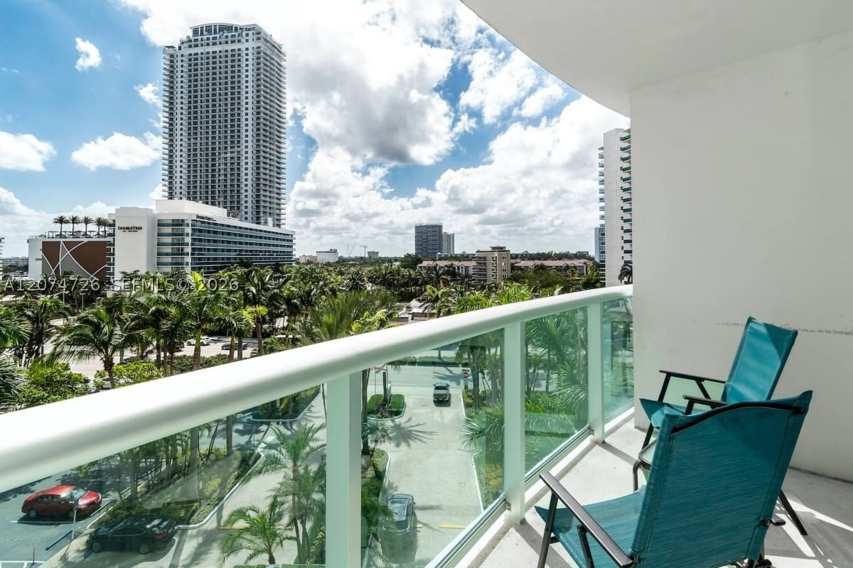 Real estate property located at 3901 Ocean Dr #6T, Broward, Tides On Hollywood Beach, Hollywood, FL