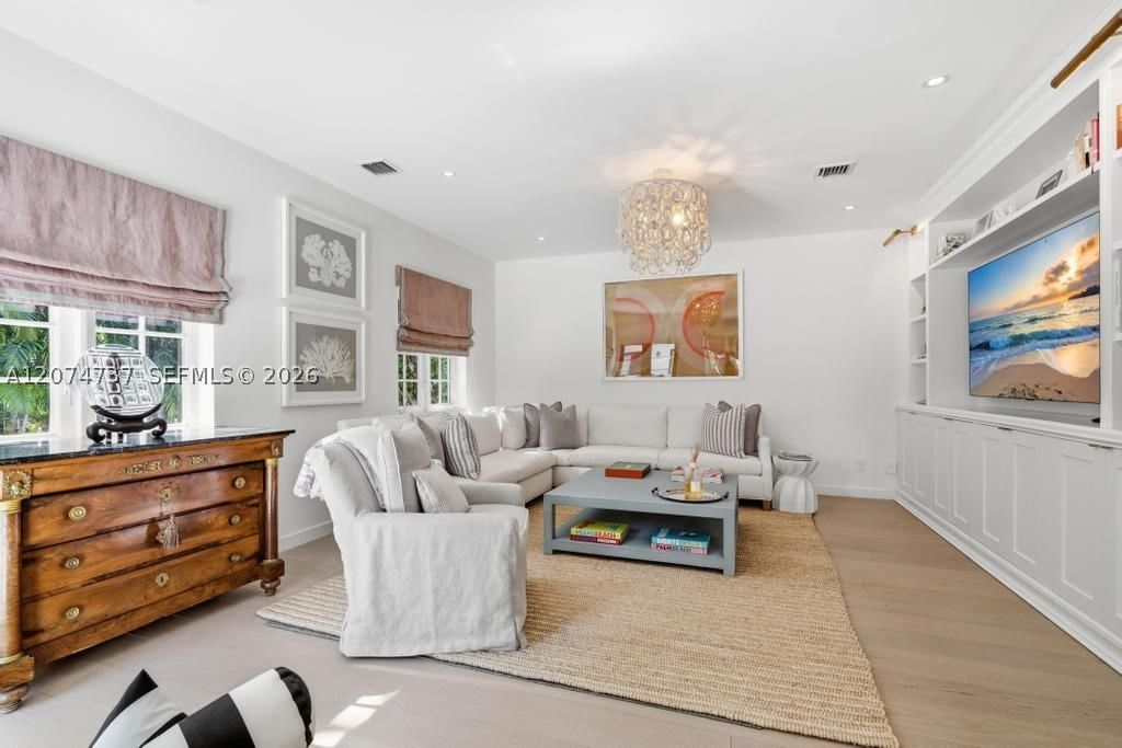 Real estate property located at 2532 Lake Ave, Miami-dade, Sunset Islands-island No, Miami Beach, FL