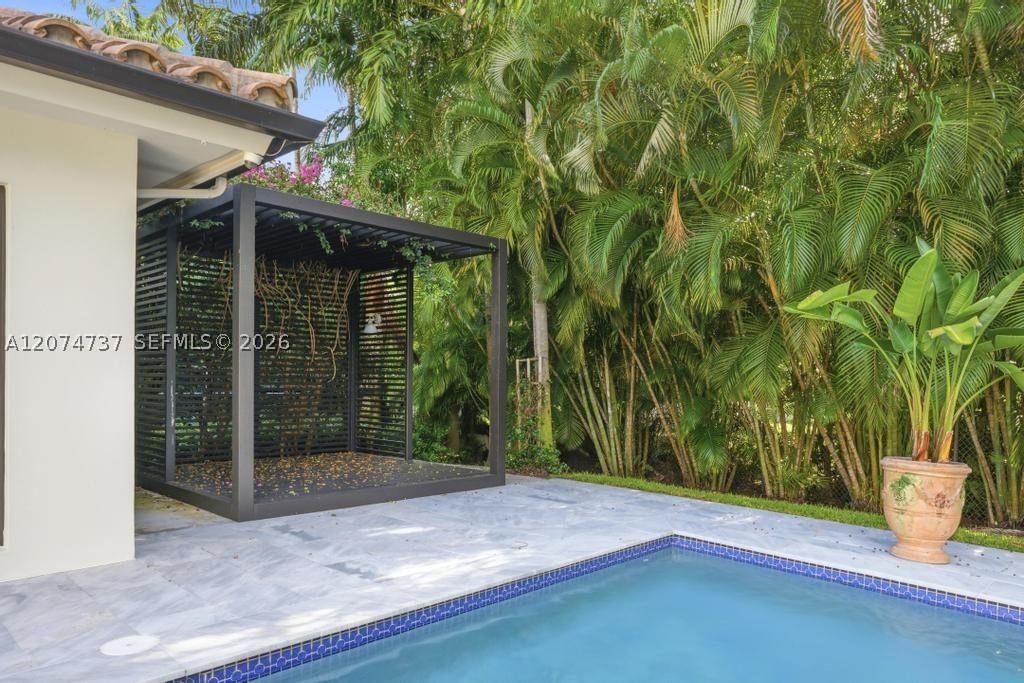 Real estate property located at 2532 Lake Ave, Miami-dade, Sunset Islands-island No, Miami Beach, FL