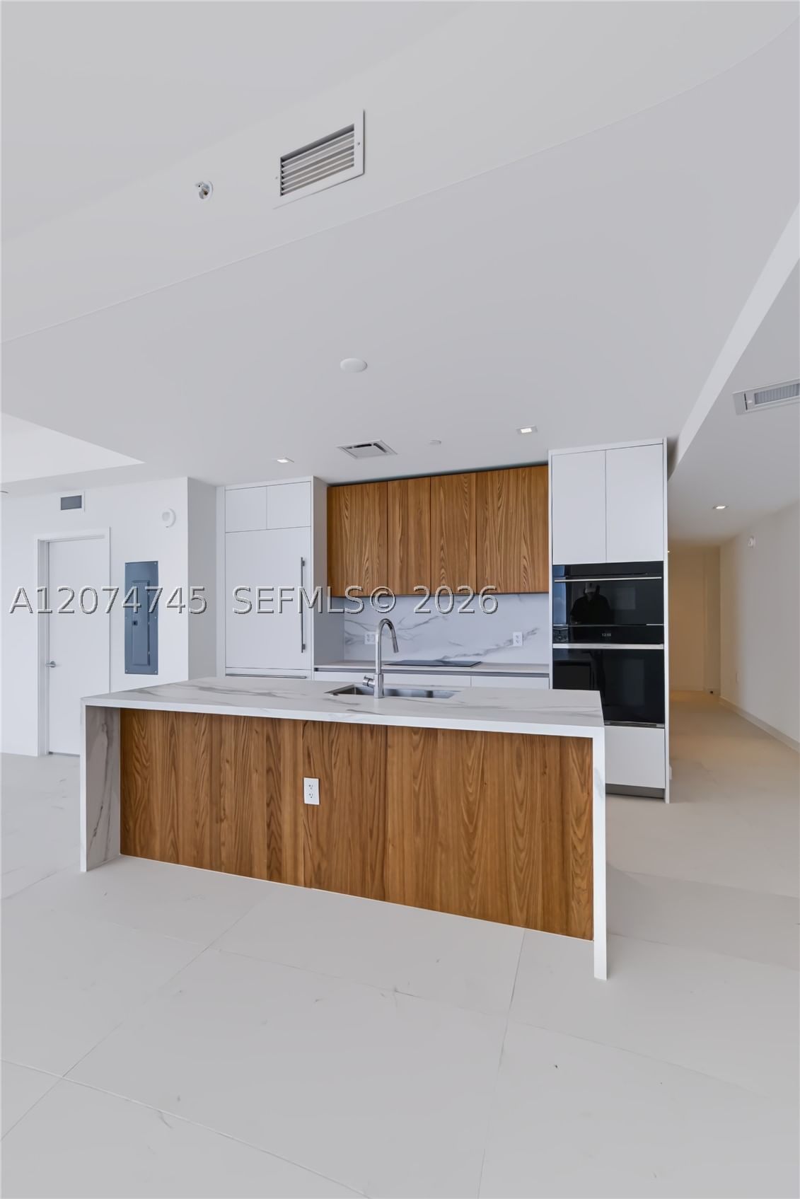 Real estate property located at 1400 Biscayne Blvd #3501, Miami-dade, Casa Bella Residences, Miami, FL