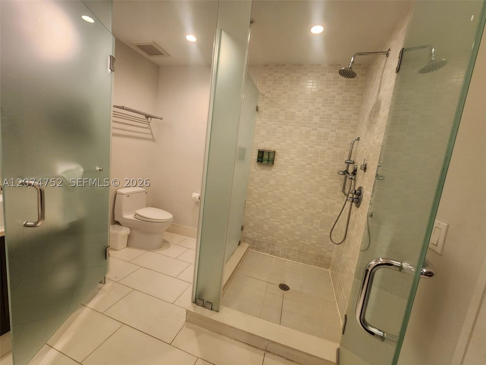 Real estate property located at 5300 87th Ave #614, Miami-dade, The Blue A Resort Hotel C, Doral, FL