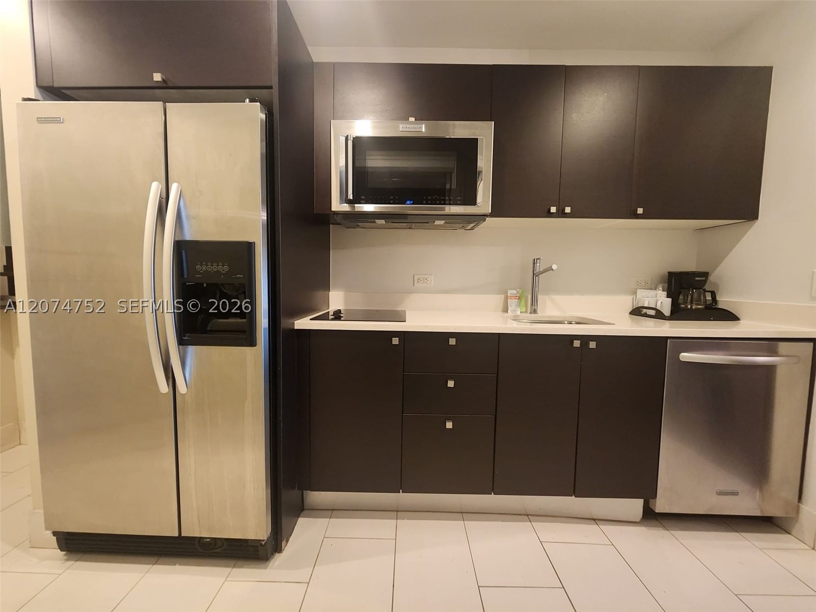 Real estate property located at 5300 87th Ave #614, Miami-dade, The Blue A Resort Hotel C, Doral, FL