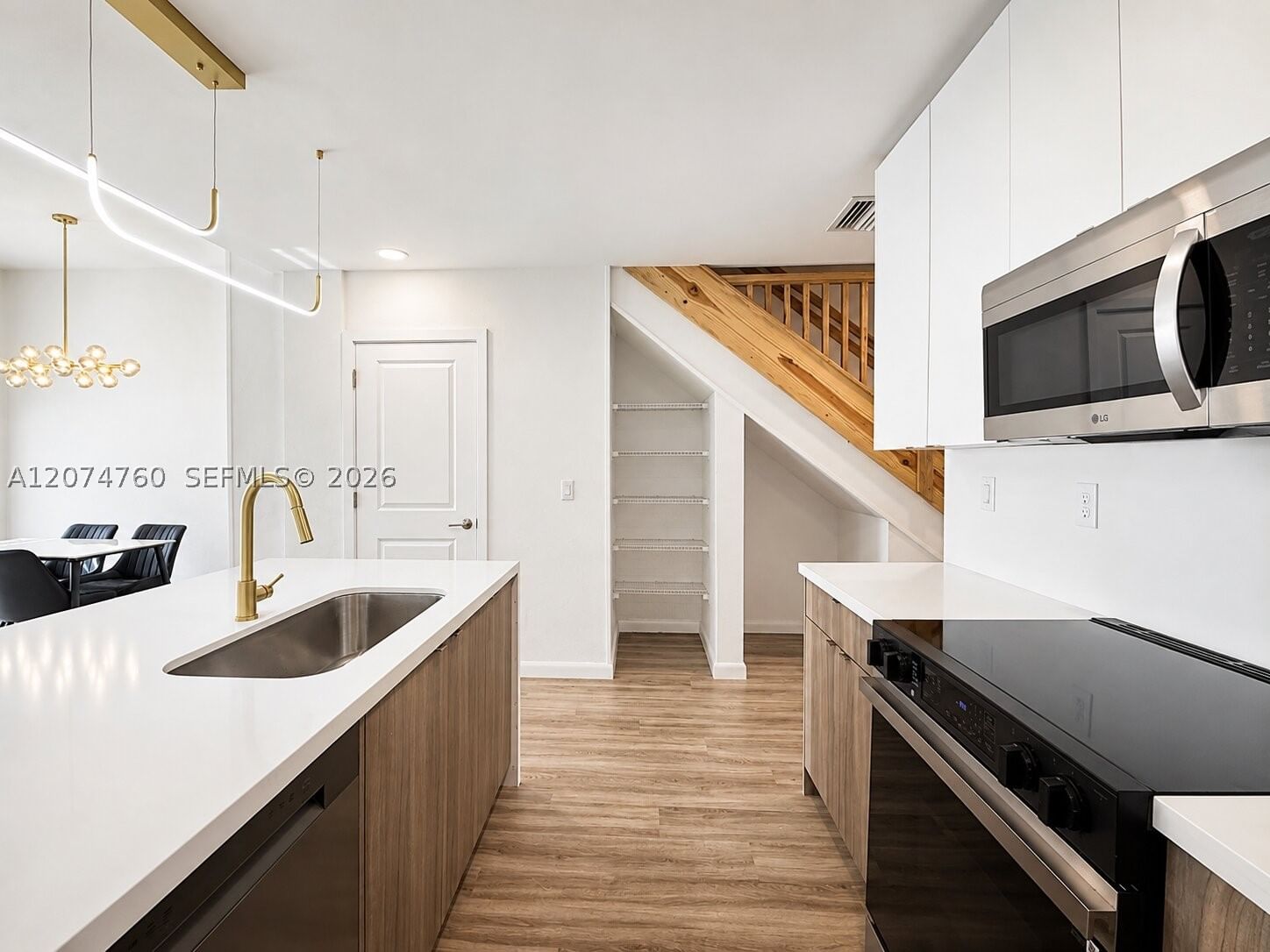 Real estate property located at 2511 Pierce St #7, Broward, Hollywood Little Ranches, Hollywood, FL
