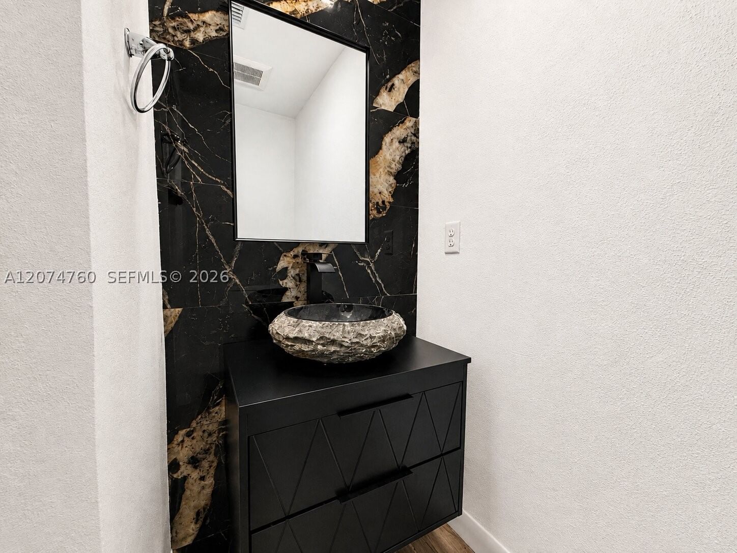 Real estate property located at 2511 Pierce St #7, Broward, Hollywood Little Ranches, Hollywood, FL
