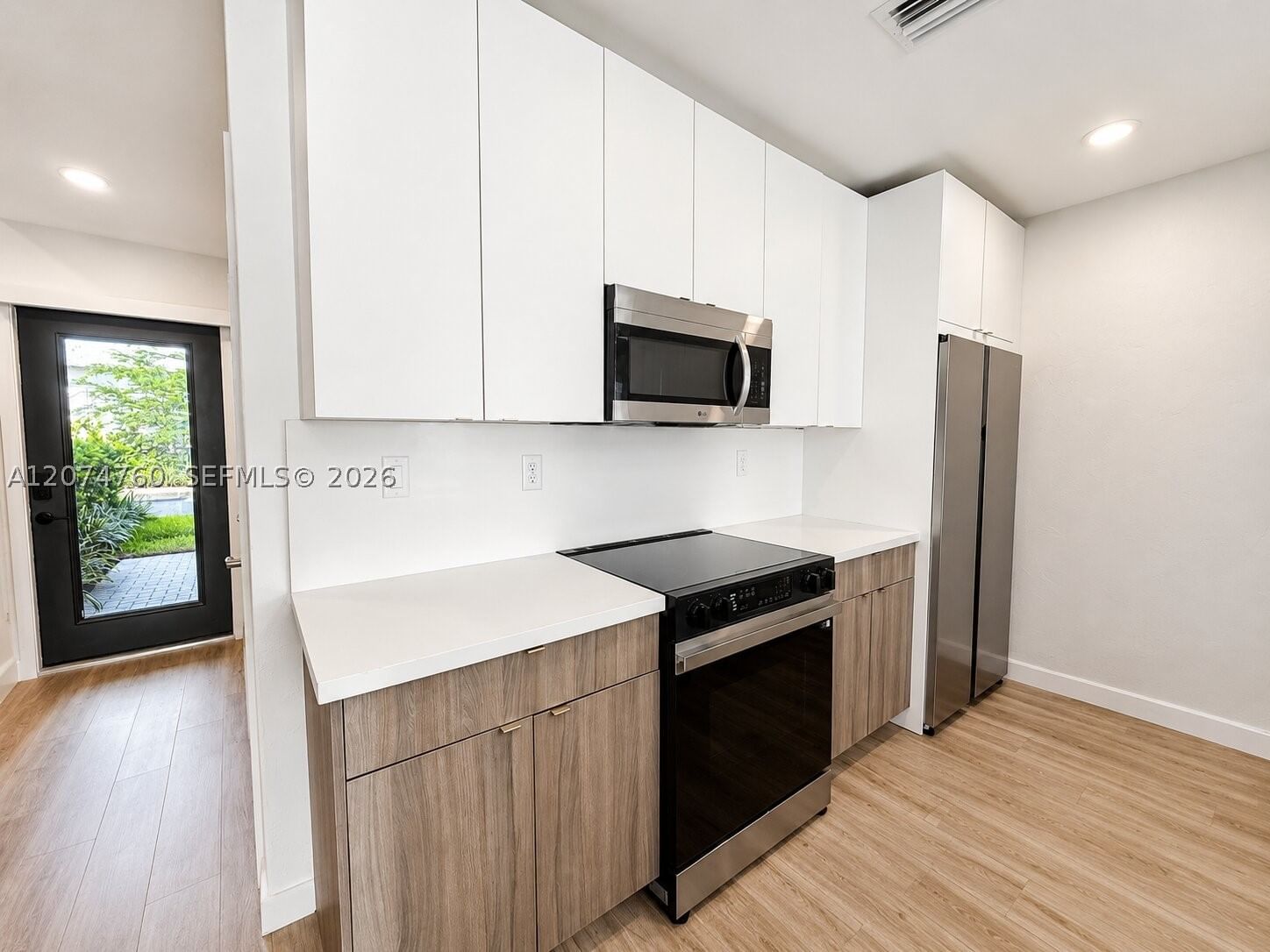 Real estate property located at 2511 Pierce St #7, Broward, Hollywood Little Ranches, Hollywood, FL