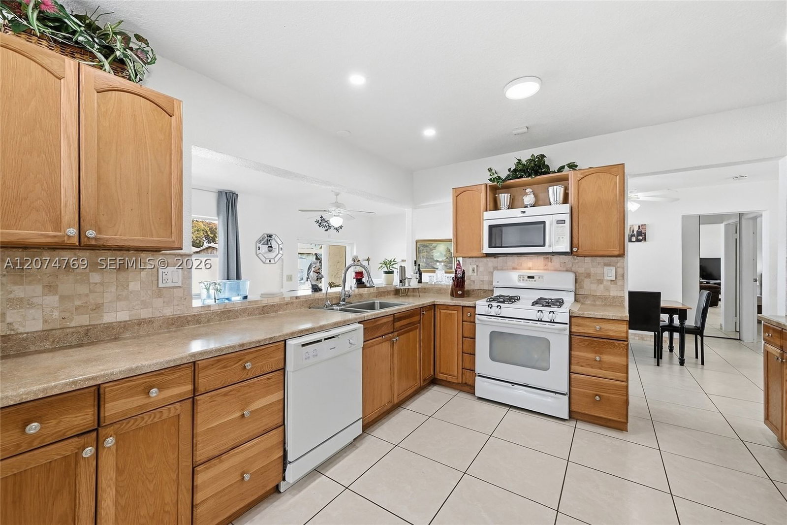 Real estate property located at 8641 25th Ct, Broward, Sunrise Golf Village Sec, Sunrise, FL