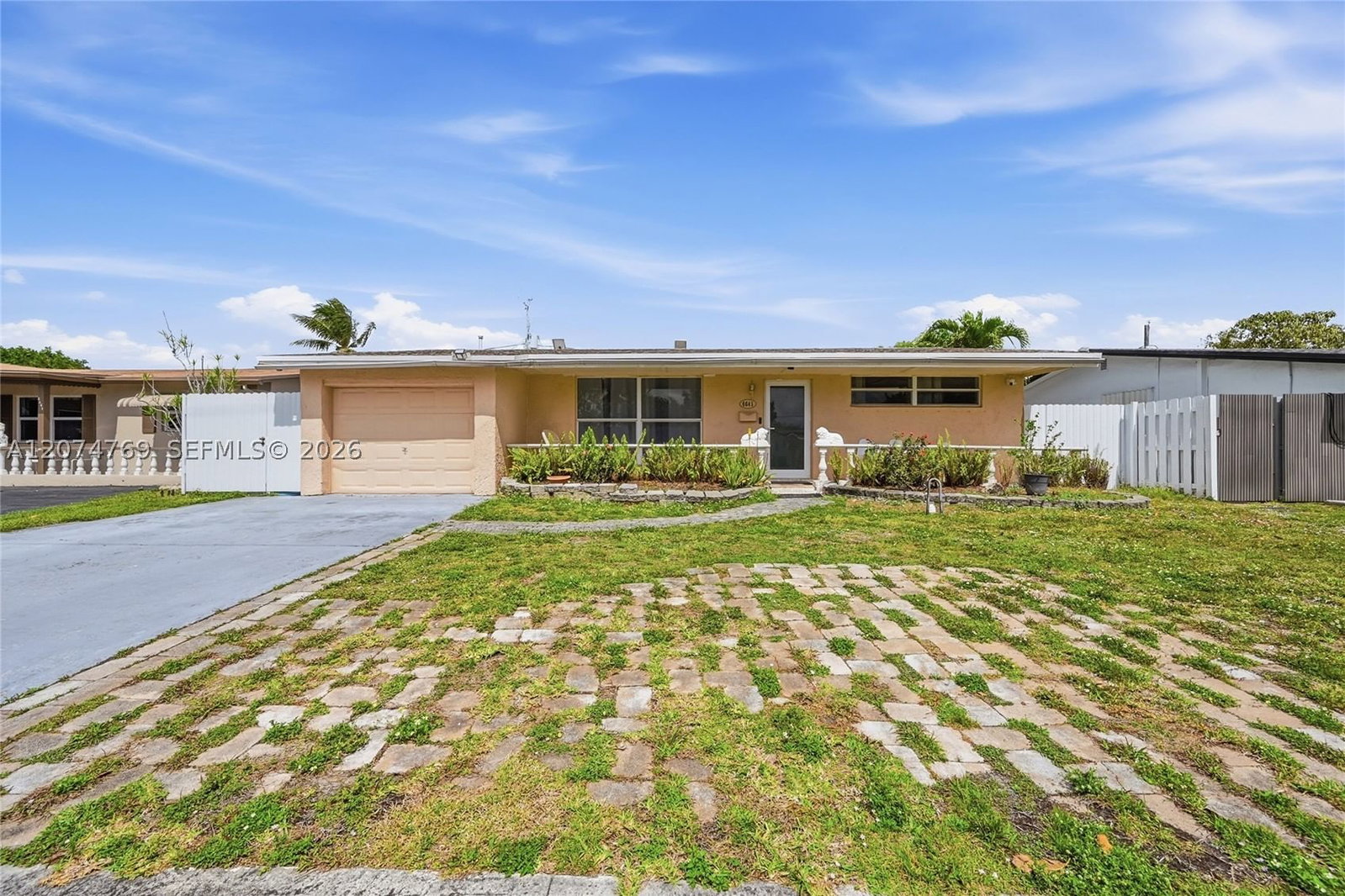 Real estate property located at 8641 25th Ct, Broward, Sunrise Golf Village Sec, Sunrise, FL