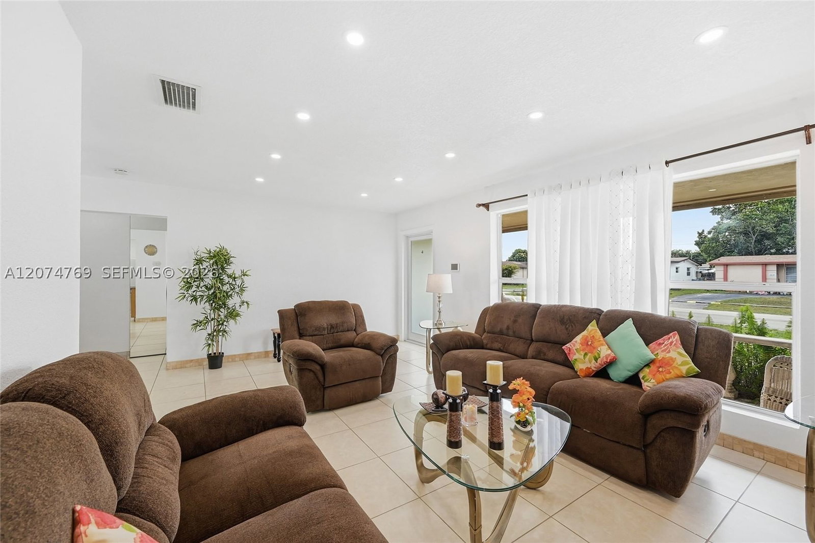 Real estate property located at 8641 25th Ct, Broward, Sunrise Golf Village Sec, Sunrise, FL