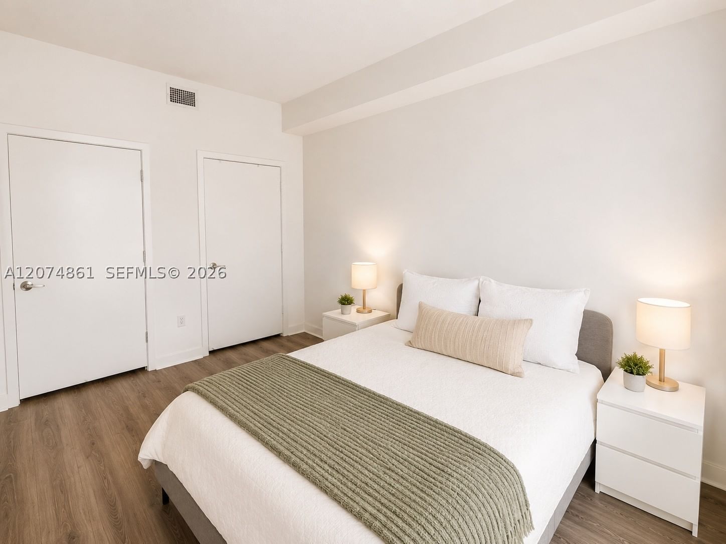 Real estate property located at , Miami-dade, The Axis On Brickell Ii, Miami, FL