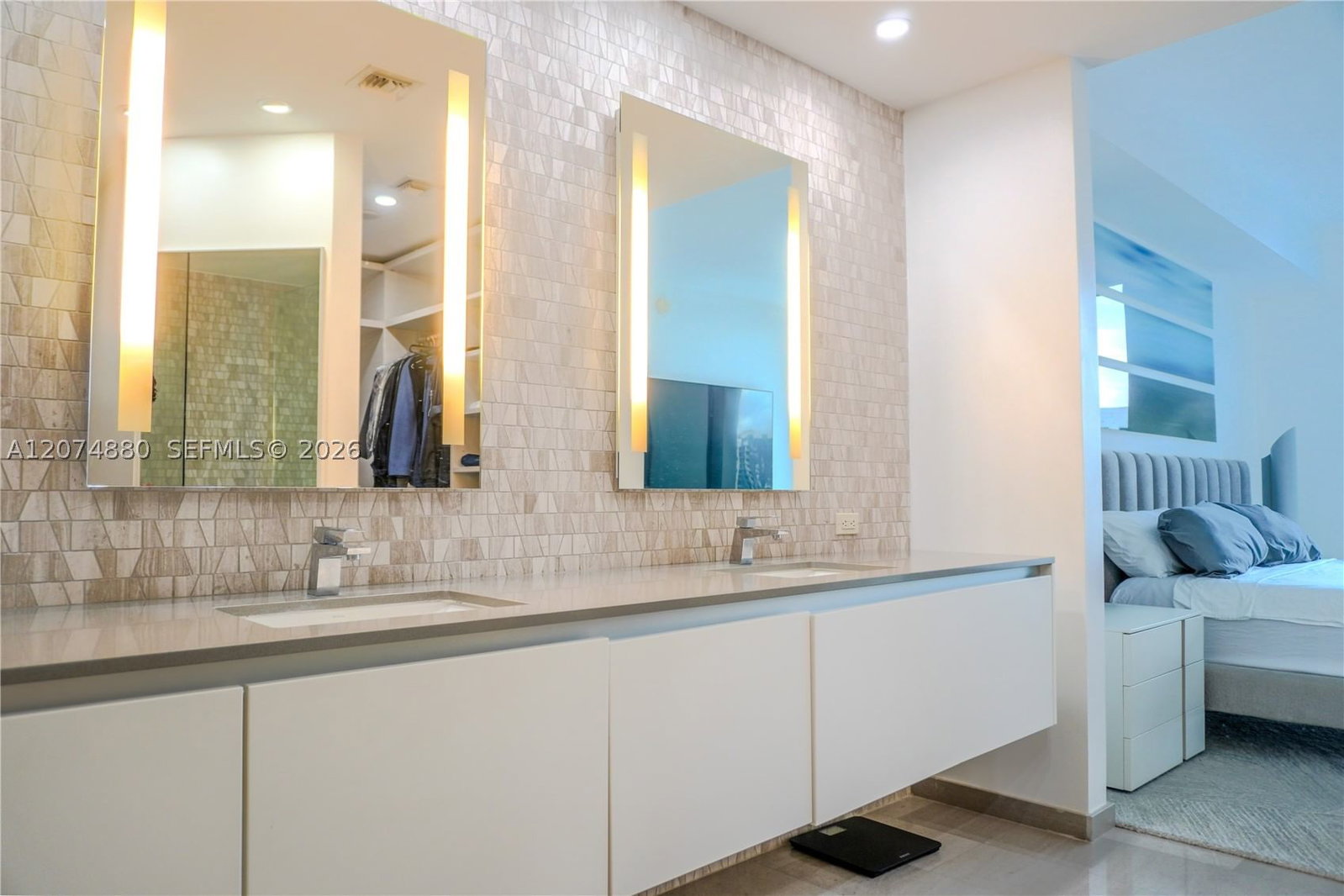 Real estate property located at 88 7 #2112, Miami-dade, Rise Condo, Miami, FL