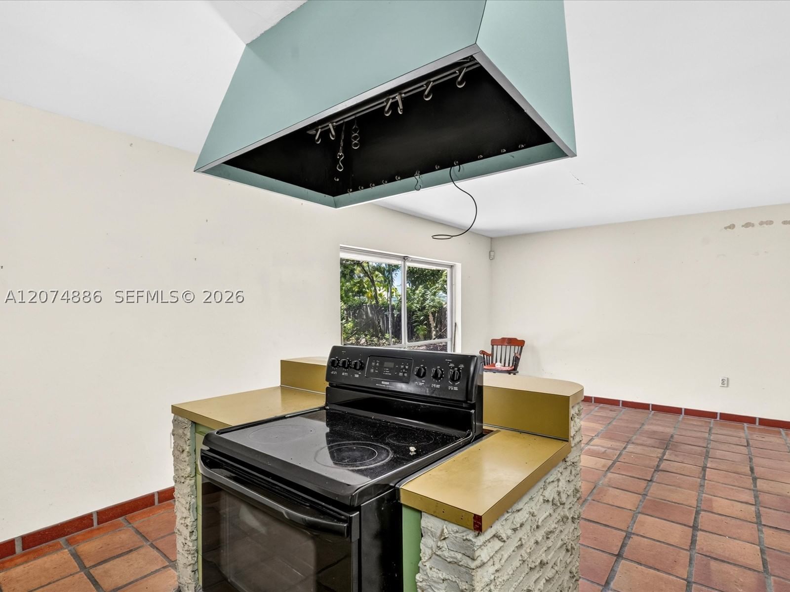 Real estate property located at 5710 89th Ave, Miami-dade, Darlington Manor, Miami, FL