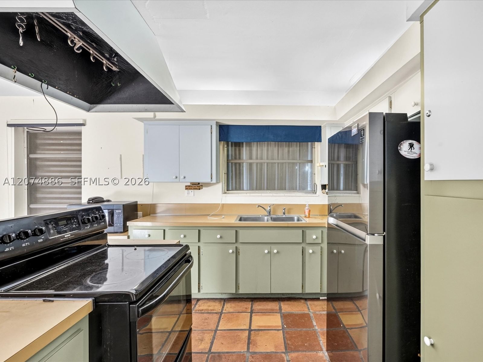 Real estate property located at 5710 89th Ave, Miami-dade, Darlington Manor, Miami, FL