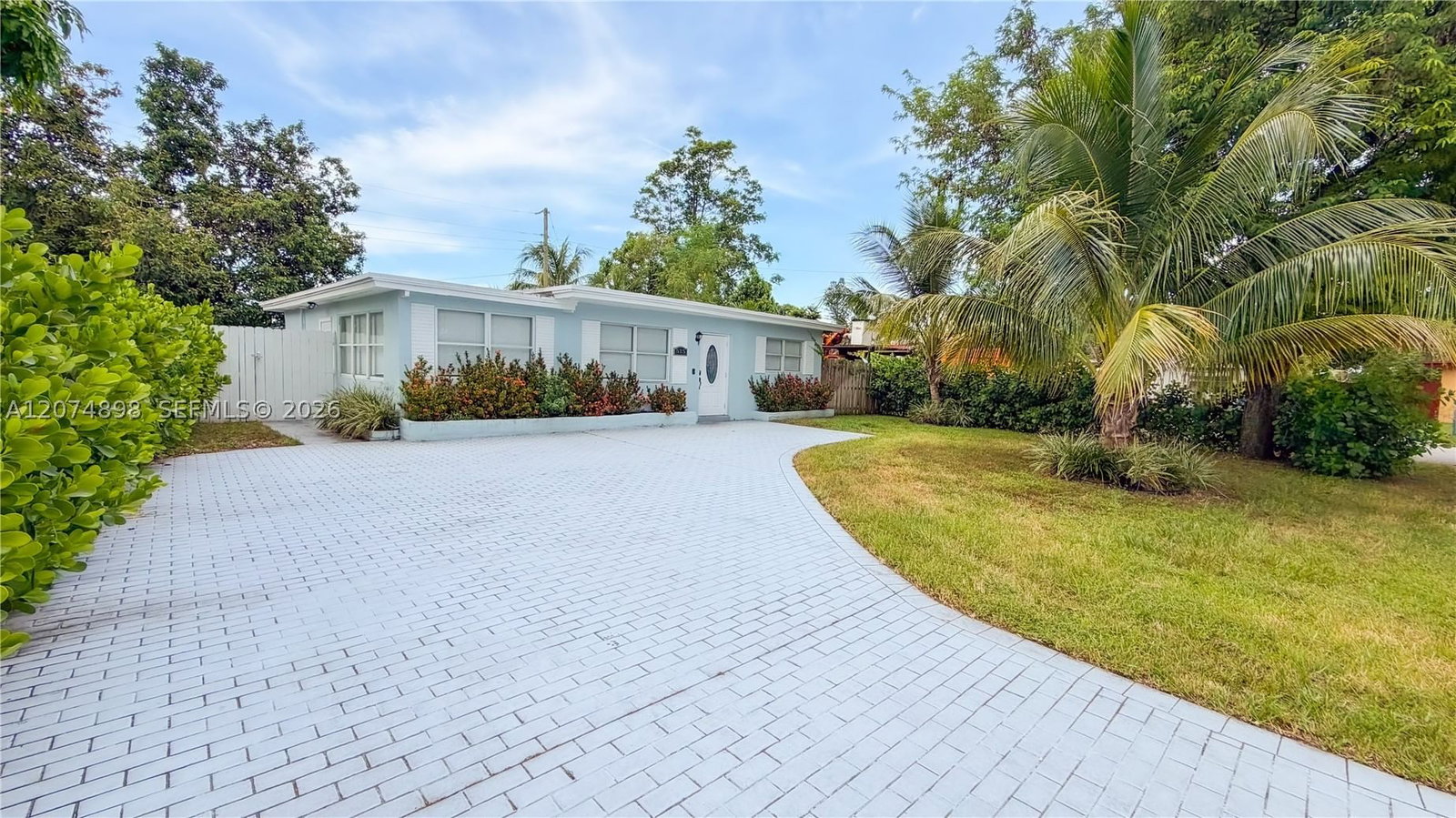 Real estate property located at 515 61st Ter, Broward, Cresthaven No 2, Hollywood, FL