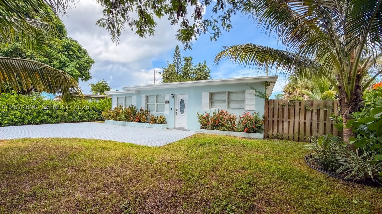 Real estate property located at 515 61st Ter, Broward, Cresthaven No 2, Hollywood, FL