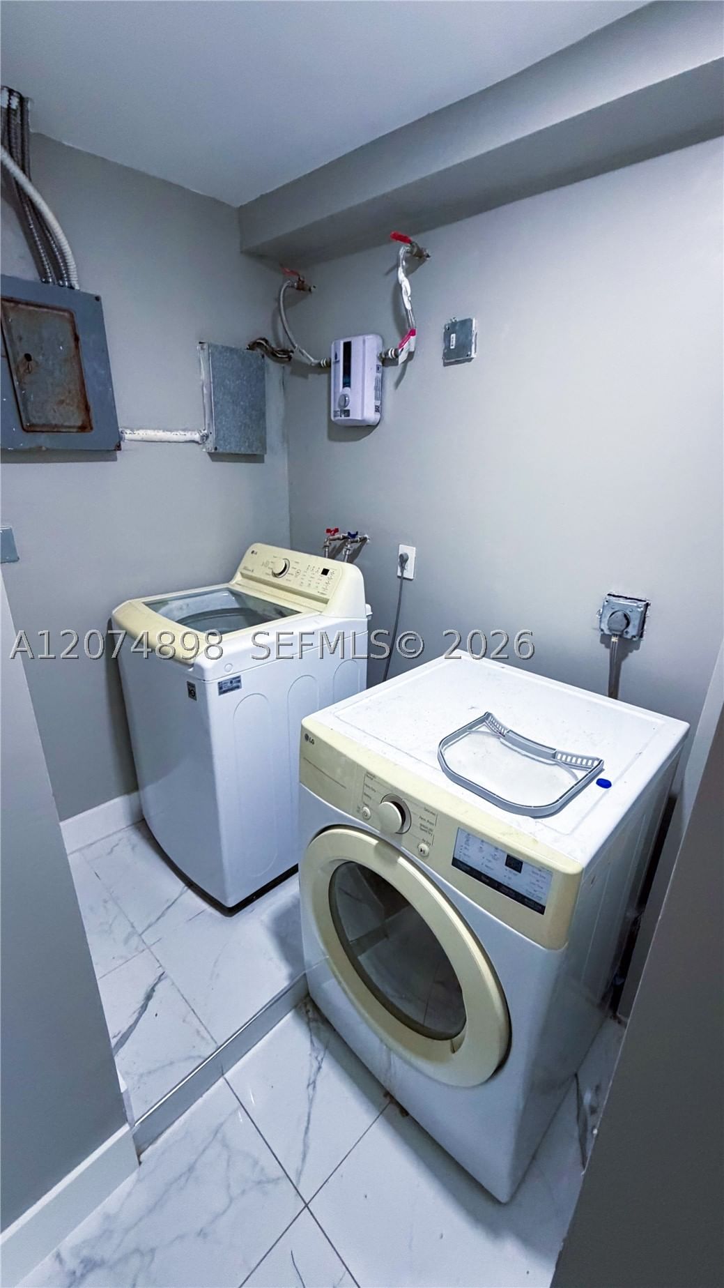 Real estate property located at 515 61st Ter, Broward, Cresthaven No 2, Hollywood, FL