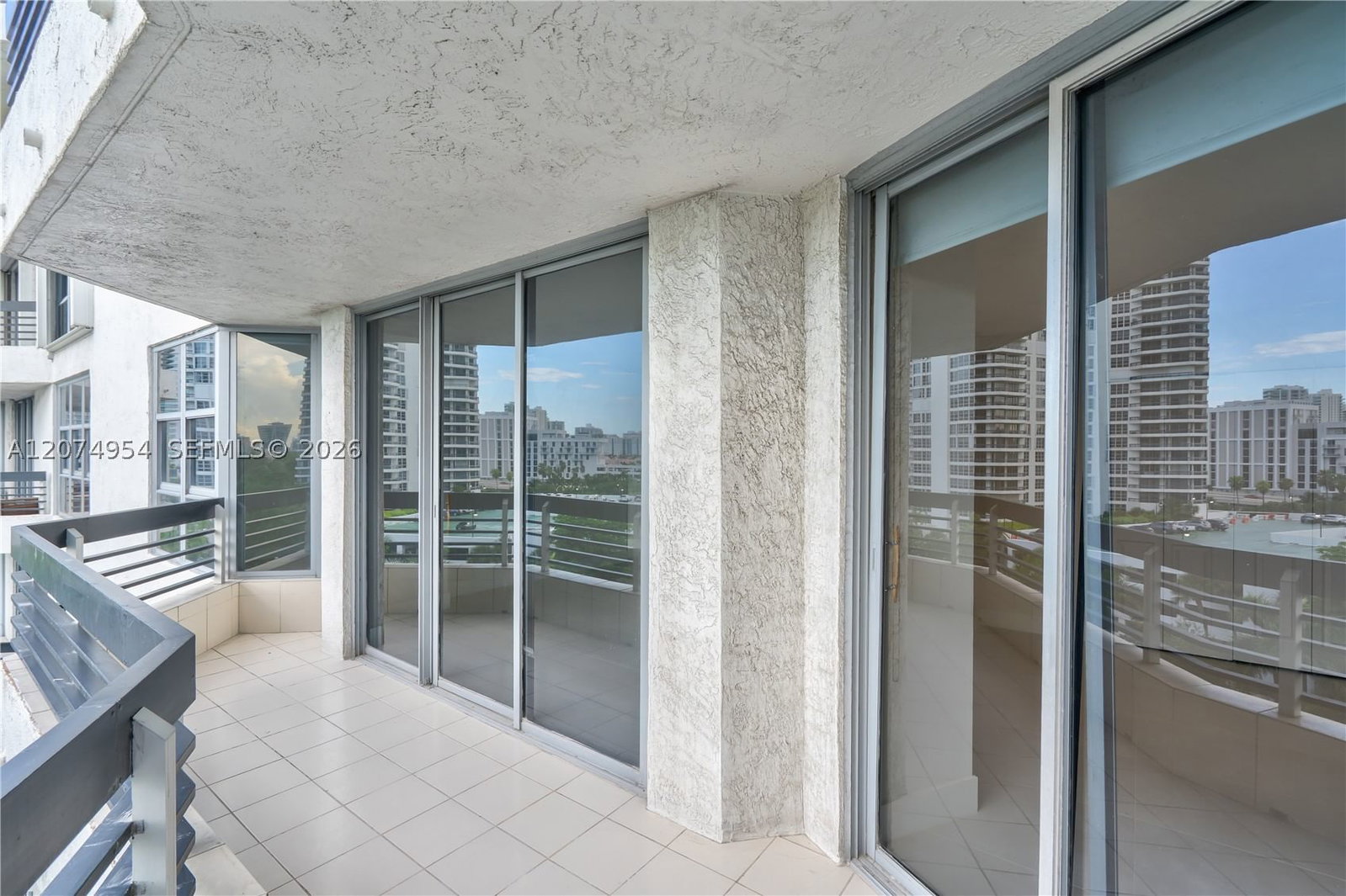 Real estate property located at 3530 Mystic Pointe Dr #808, Miami-dade, Mystic Pointe Tower 500, Aventura, FL