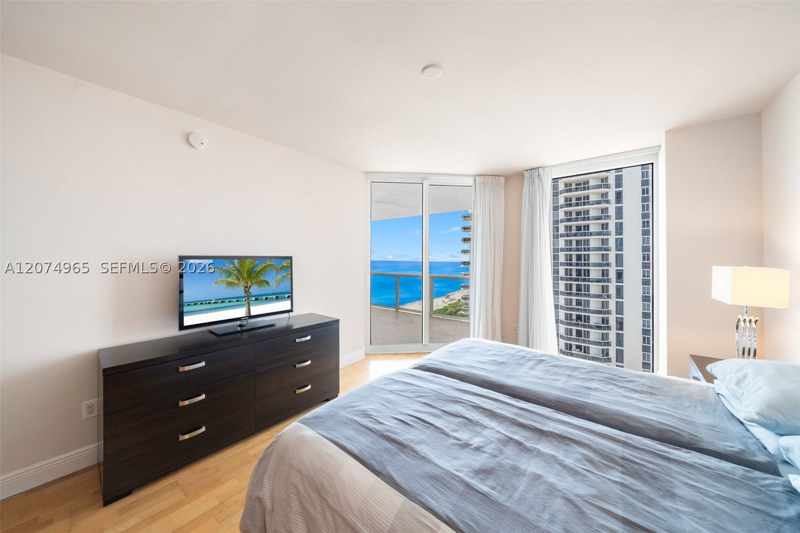 Real estate property located at 4779 Collins Ave #1804, Miami-dade, Blue Diamond Condo, Miami Beach, FL