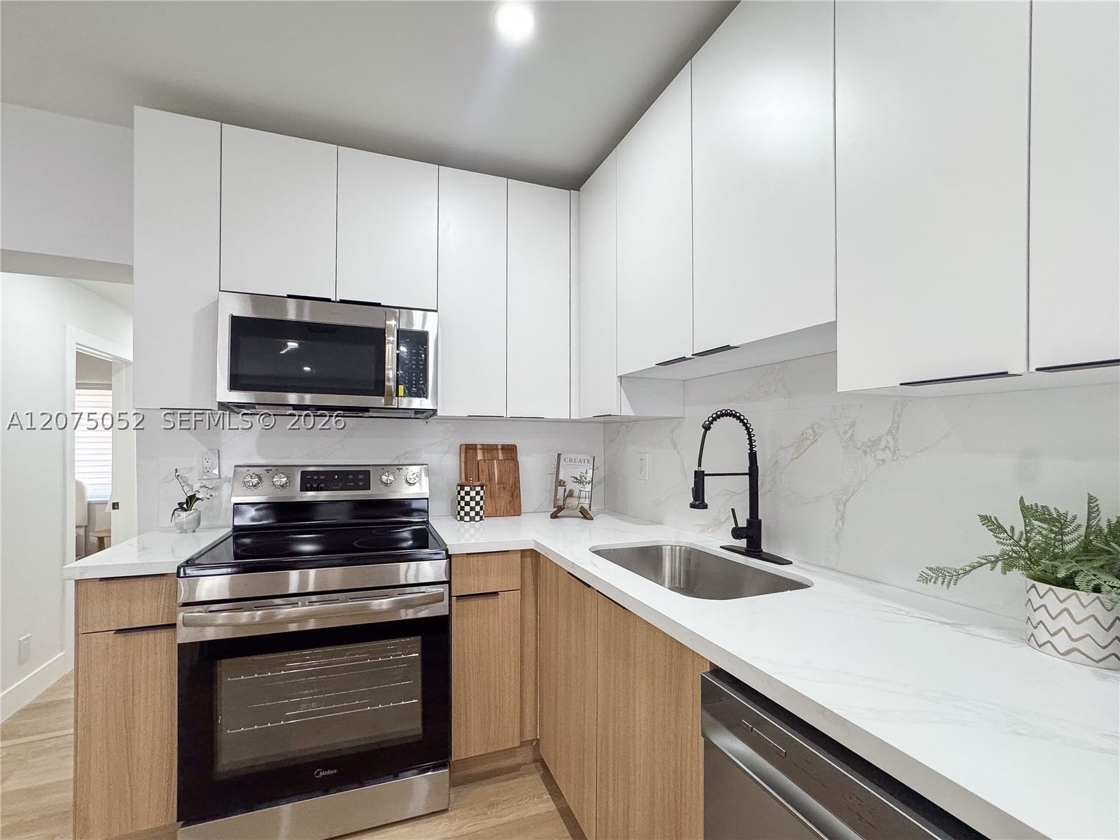 Real estate property located at 1119 11th Ct, Broward, Lauderdale Manors Add, Fort Lauderdale, FL