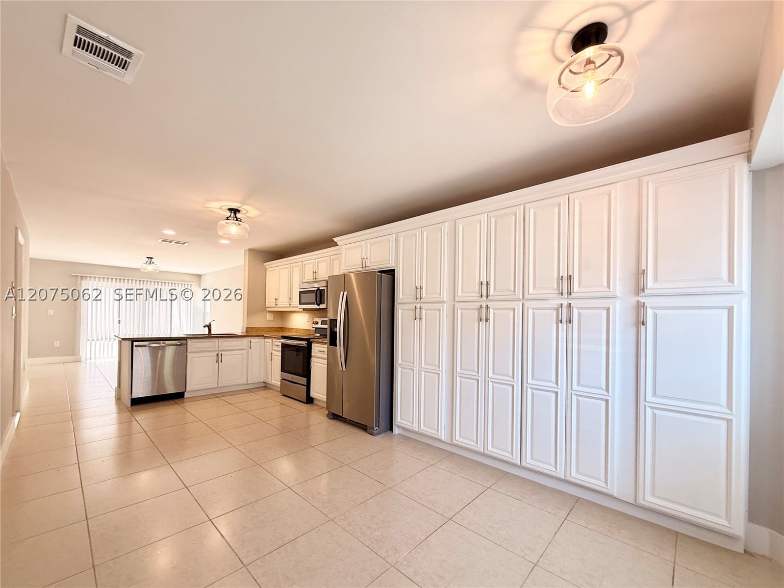 Real estate property located at 1140 Oysterwood St, Broward, Westlake Village, Hollywood, FL