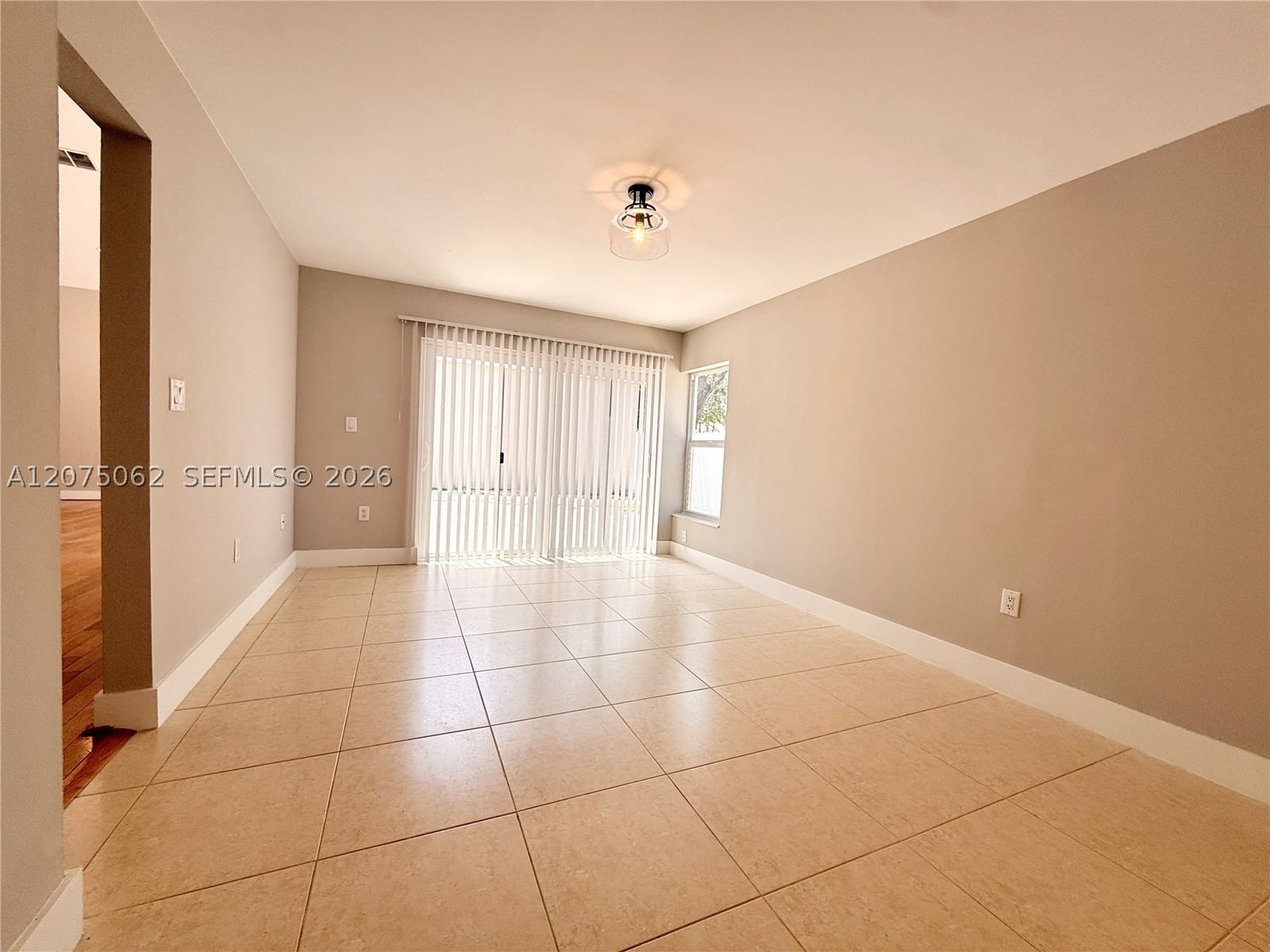 Real estate property located at 1140 Oysterwood St, Broward, Westlake Village, Hollywood, FL
