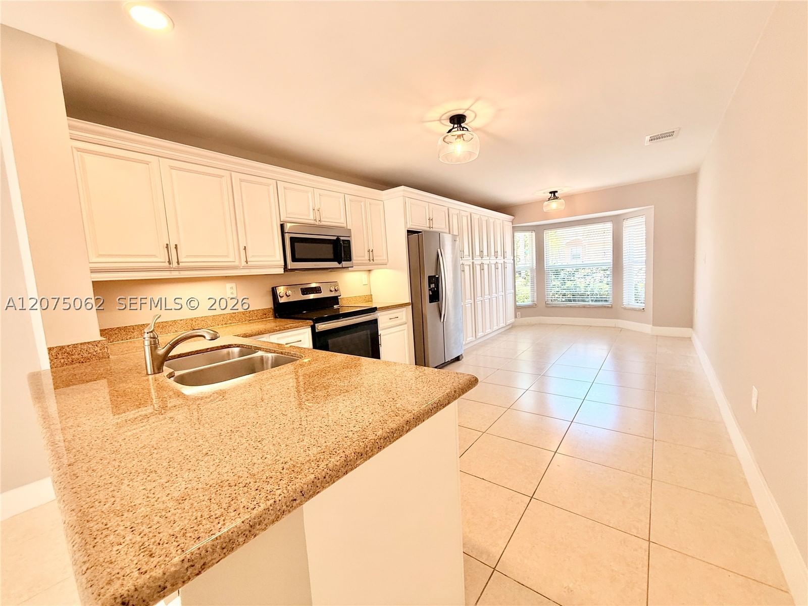 Real estate property located at 1140 Oysterwood St, Broward, Westlake Village, Hollywood, FL