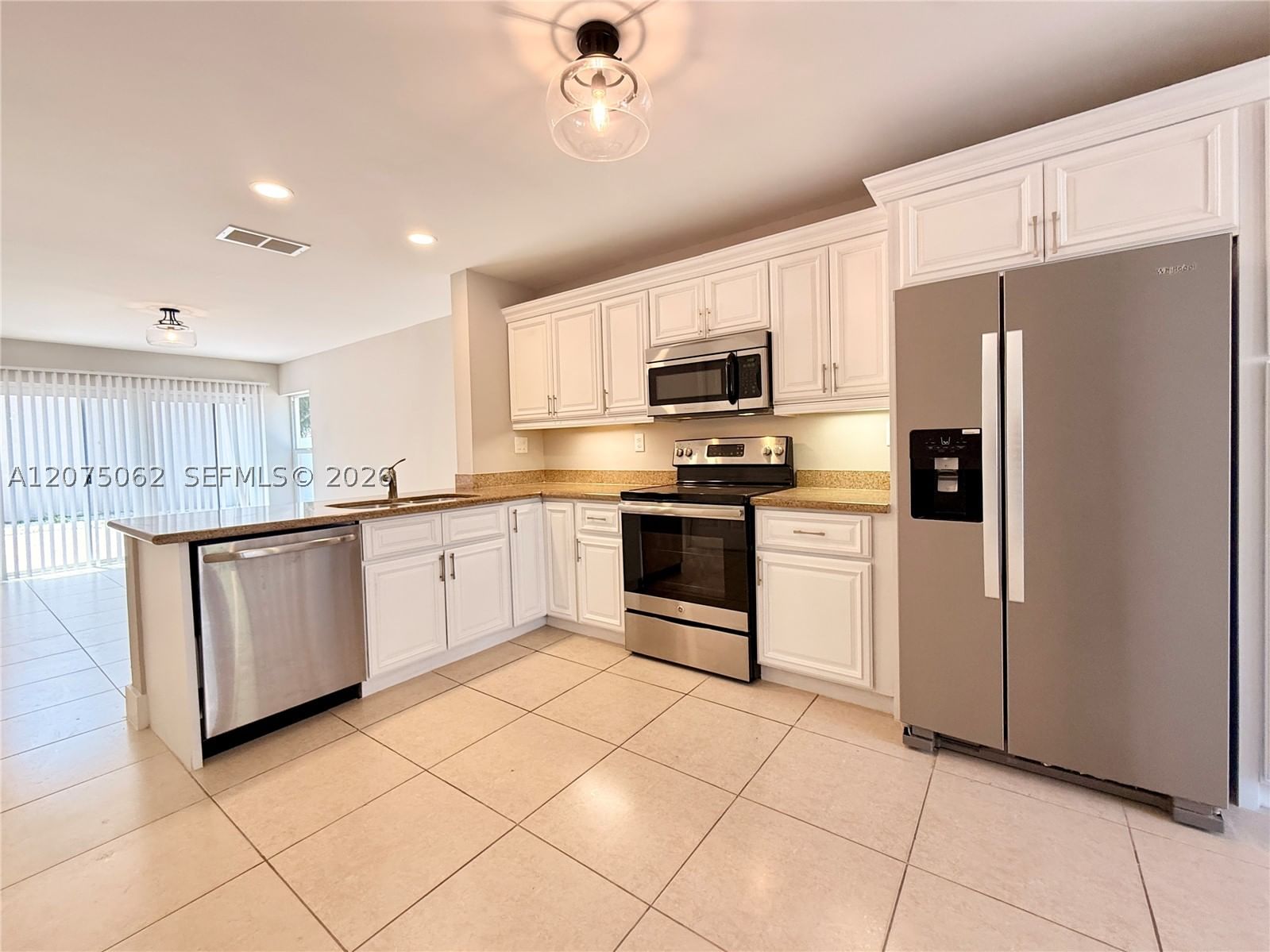 Real estate property located at 1140 Oysterwood St, Broward, Westlake Village, Hollywood, FL