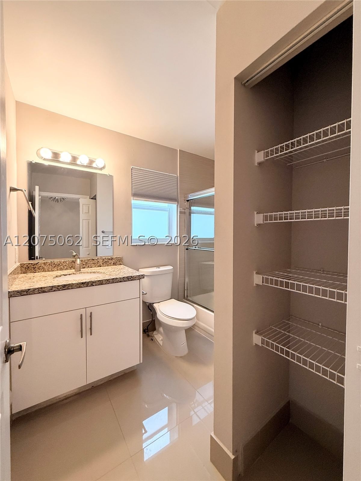 Real estate property located at 1140 Oysterwood St, Broward, Westlake Village, Hollywood, FL