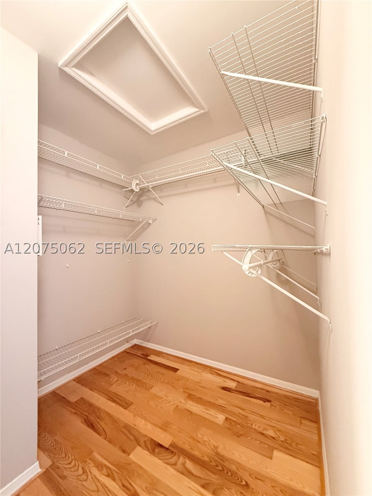 Real estate property located at 1140 Oysterwood St, Broward, Westlake Village, Hollywood, FL