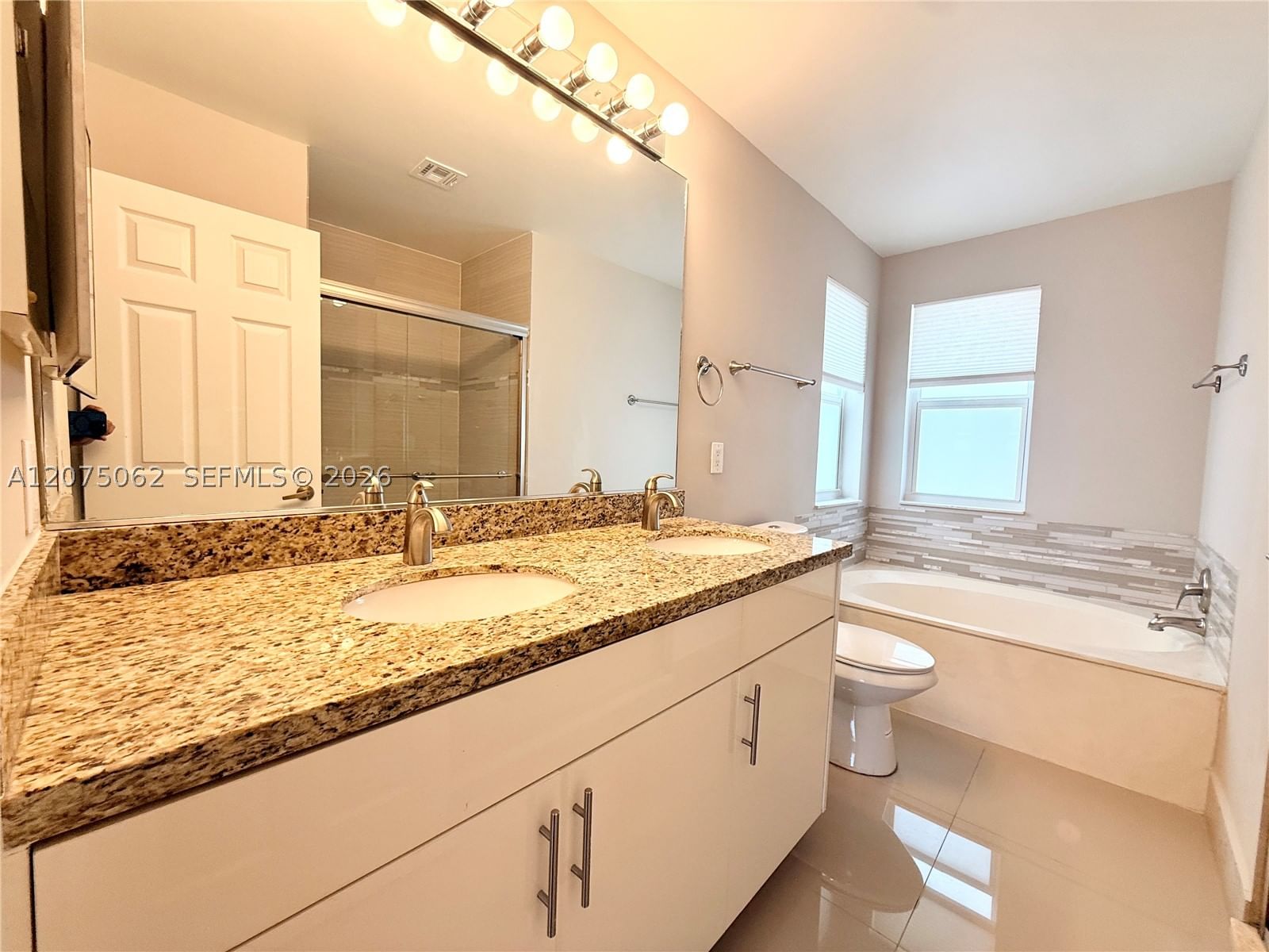 Real estate property located at 1140 Oysterwood St, Broward, Westlake Village, Hollywood, FL