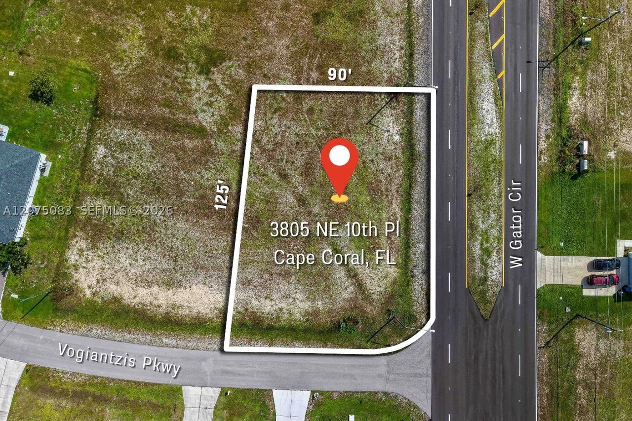 Real estate property located at 3805 10th Pl, Lee, Cape Coral Unit 87, Cape Coral, FL